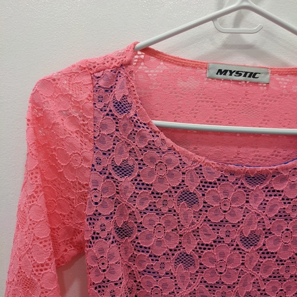 Mystic pink lacy, figure flattering dress - S - Picture 4 of 4